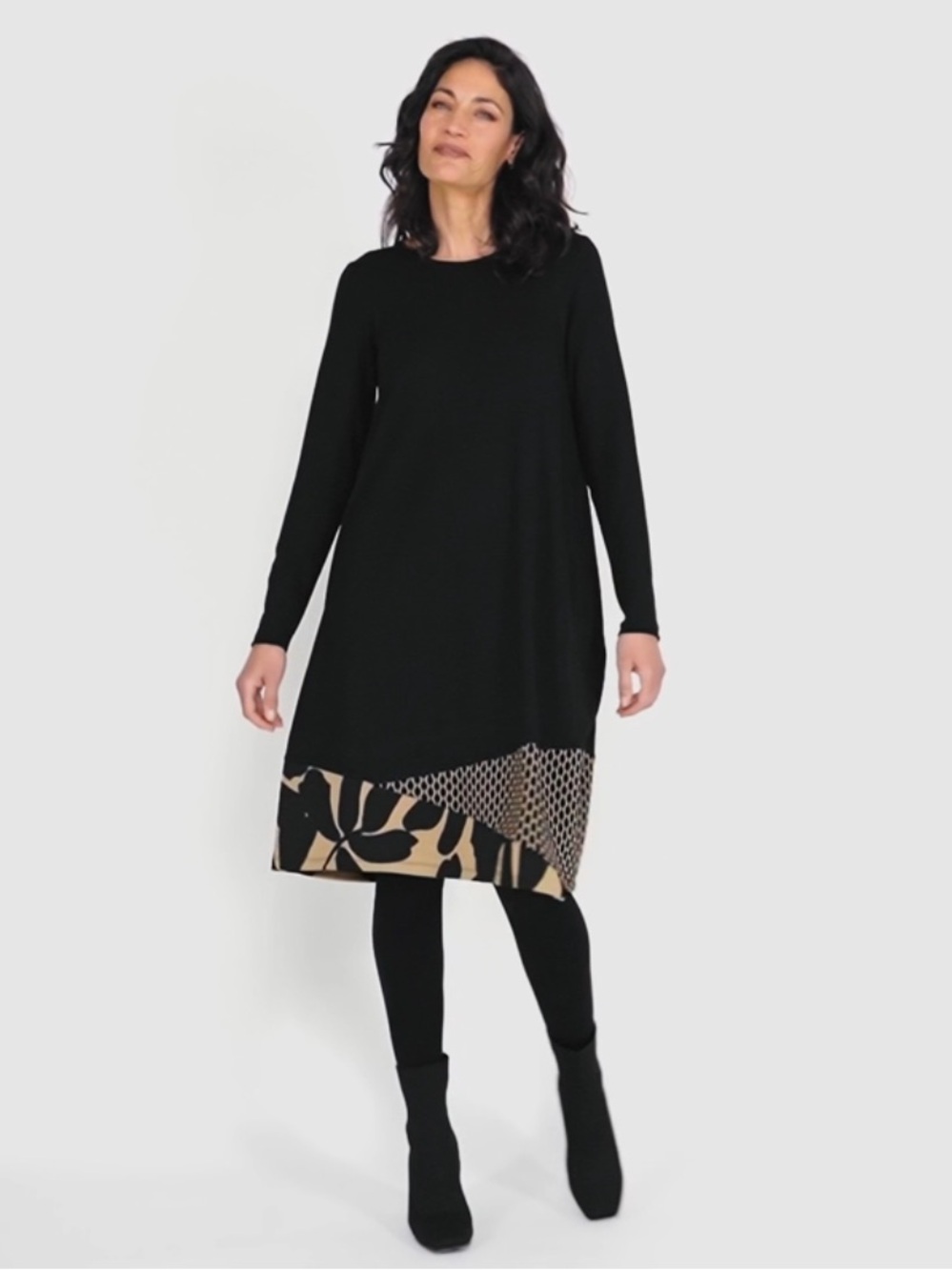Alembika Size 3 Nora Black Long-Sleeve A-Line Dress with Beige Pattern Hem